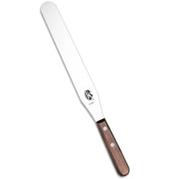 Victorinox palettilasta 25 cm, suorateräinen ja taipuisalla terällä. Vaahterapuukahva, soveltuu tarkkaan levitykseen.