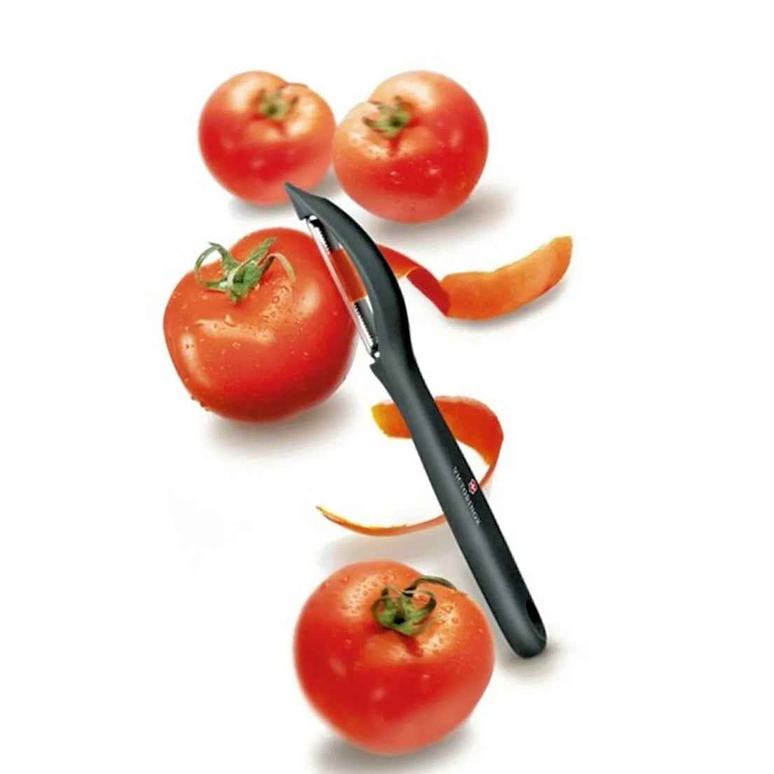Victorinox Kuorija musta - Ergonominen yleiskuorija kuorii tomaatteja sahalaitaisella terällä. Täydellinen hedelmien ja vihannesten käsittelyyn.