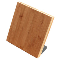 Dorre Veitsimagneetti Bambu - veitsien säilytykseen tarkoitettu bambulevy, jossa on kestävä teräsjalusta ja magneettikiinnitys.