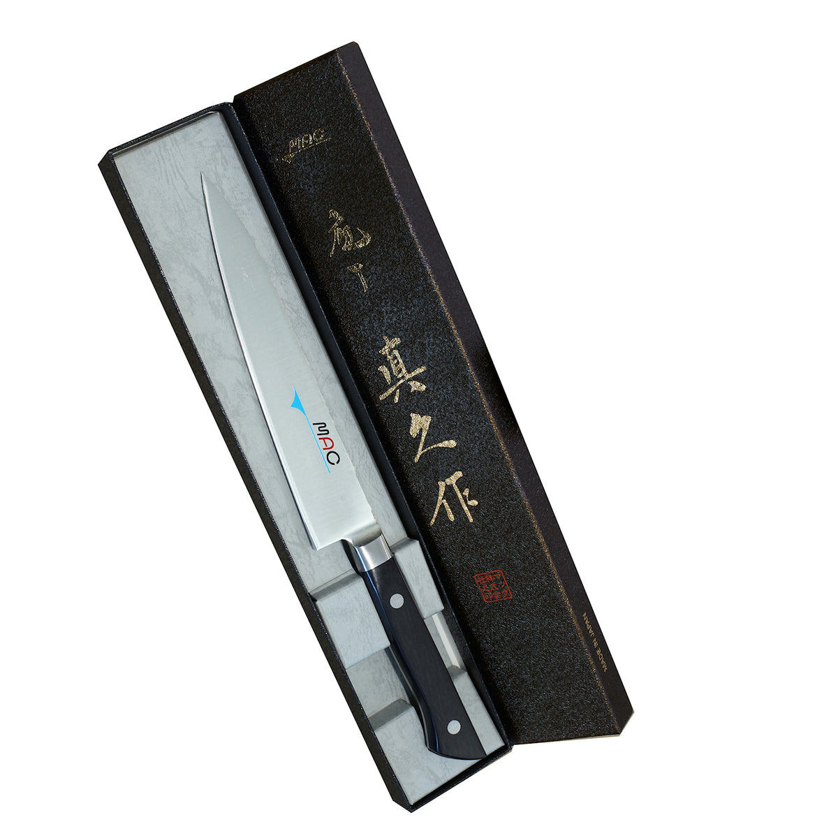 MAC Vihannesveitsi PKF-60 lahjapakkauksessa, japanilainen keittiöveitsi vihannesten ja hedelmien kuorimiseen ja fileointiin.