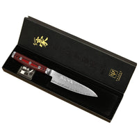 Yaxell Super Gou Vihannesveitsi 12 cm - Japanilainen Laatu, ylellinen lahjapakkaus korostaa veitsen premium-laatua ja käsityötaitoa.