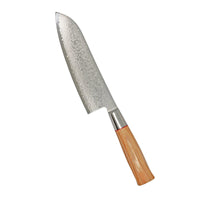 Japanilainen Suncraft Senzo Damascus Santoku-veitsi, 33-kerroksinen Damascusterä ja ergonominen puukahva keittiökäyttöön.
