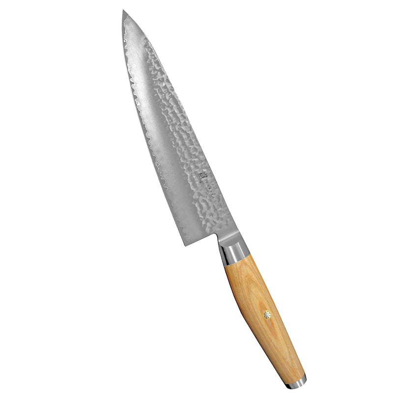 Yaxell Ketu Kokkiveitsi - Rajoitettu Erä, 20 cm terä, 3-kerroksinen SG2-teräs, vasaroitu pinta ja vaalea puukahva, valmistettu Japanissa.