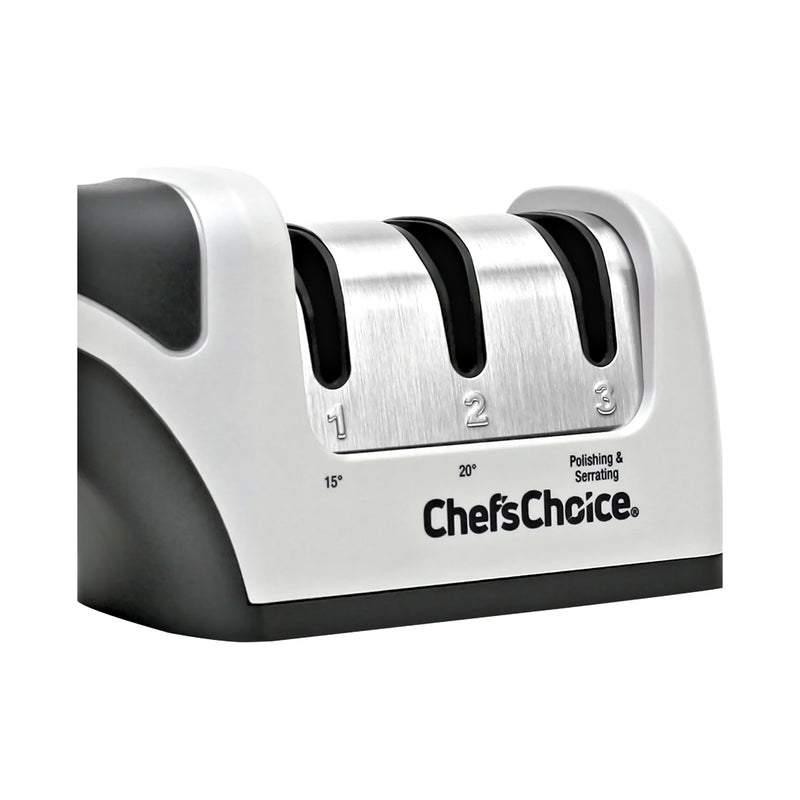 Chef´s Choice M4643 teroittaa veitsen 15 asteen ja 20 asteen kulman as