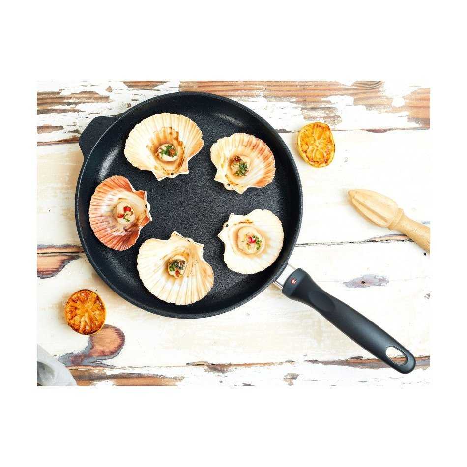 Swiss Diamond XD Stekpanna 28 cm Induktion