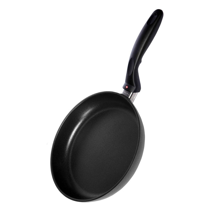 Swiss Diamond XD Paistinpannu, 24 cm Induktio
